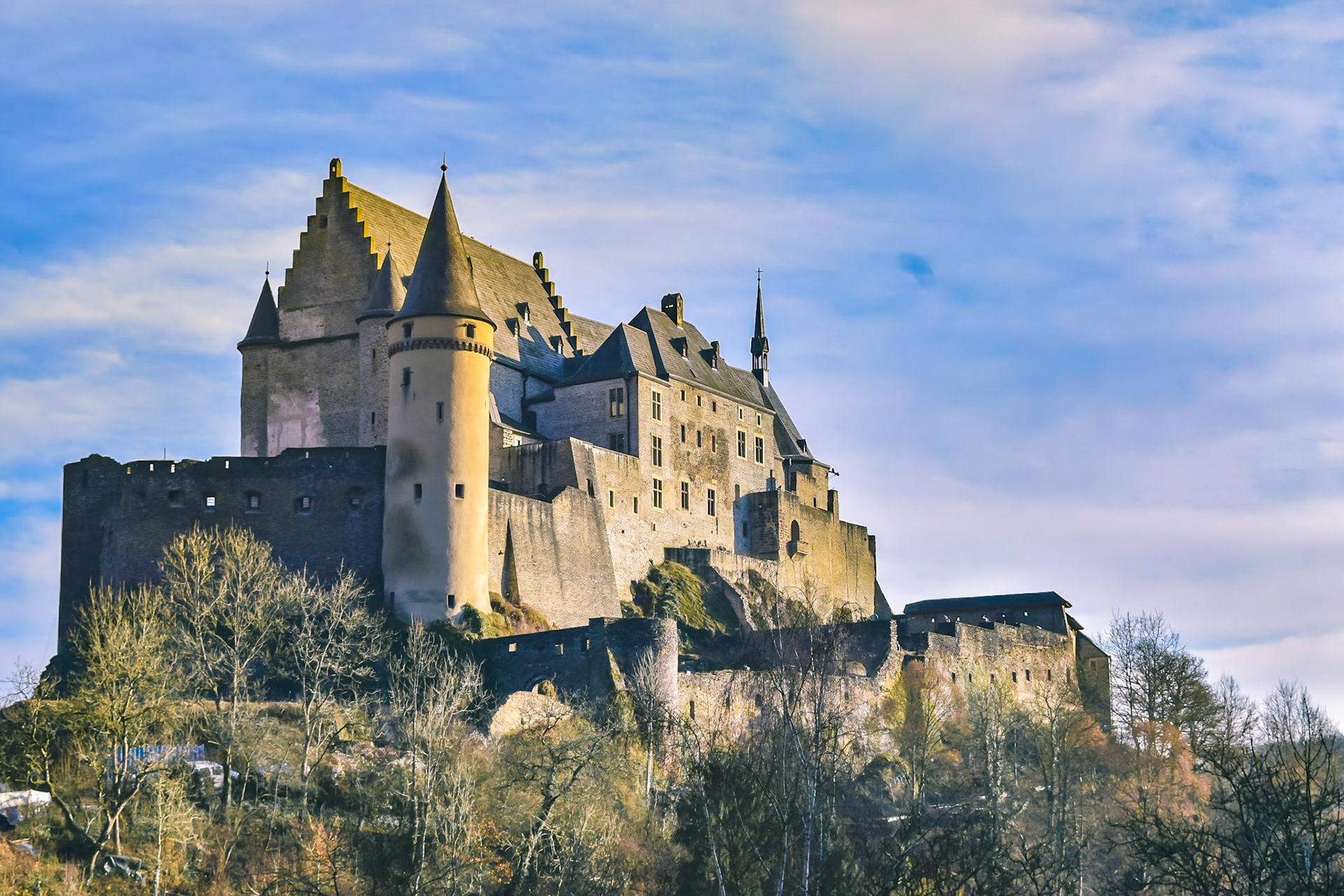 Le château dans la lumière — photographie de Maxime Meunier