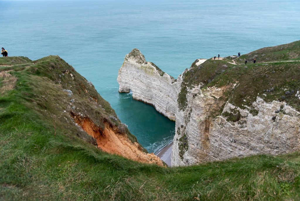 La côte et ses arches — photographie de Maxime Meunier